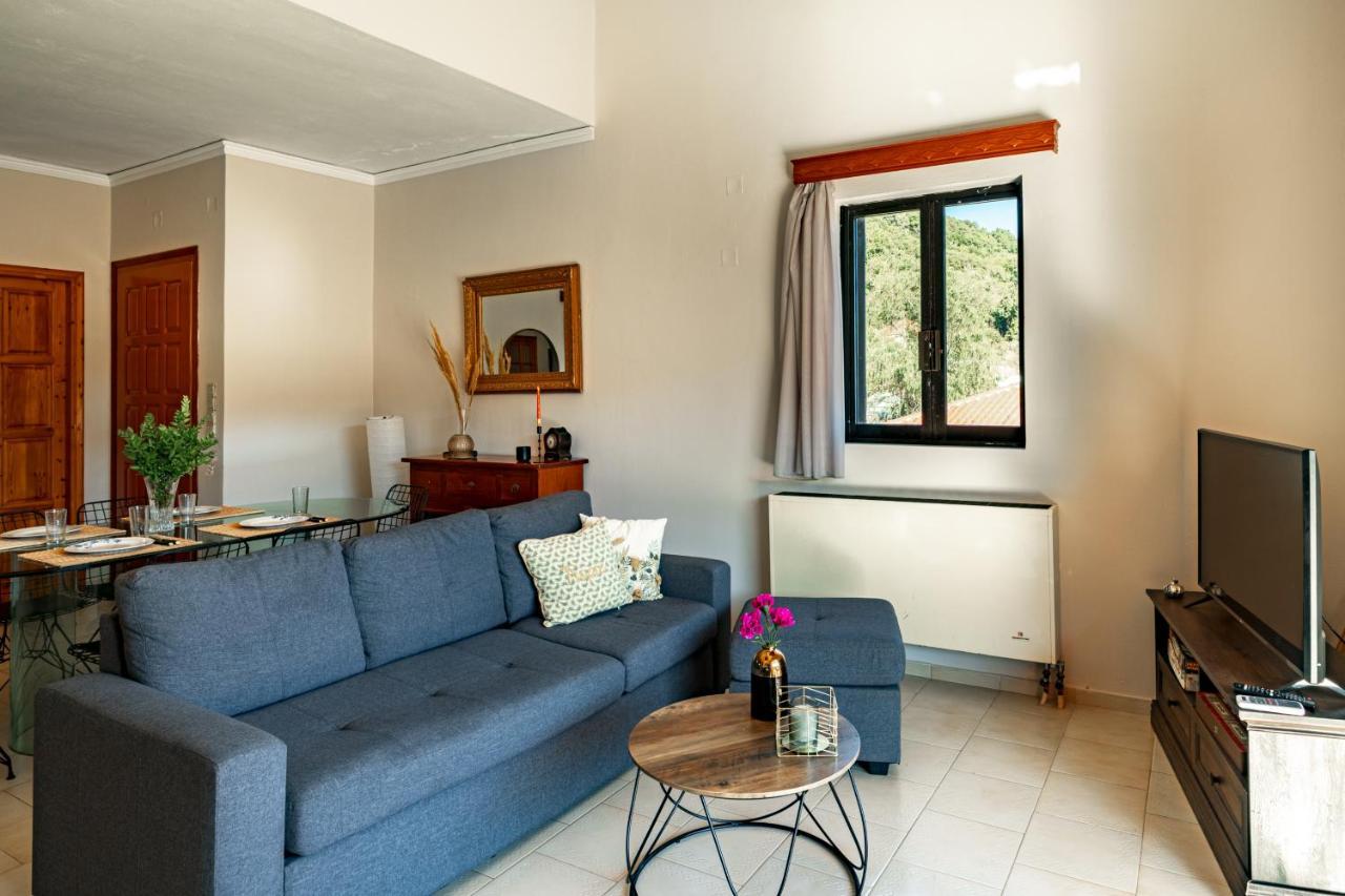 Golden Flower'S Apartment Pórosz Kültér fotó