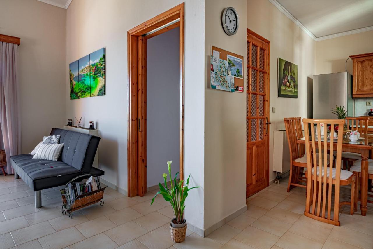 Golden Flower'S Apartment Pórosz Kültér fotó